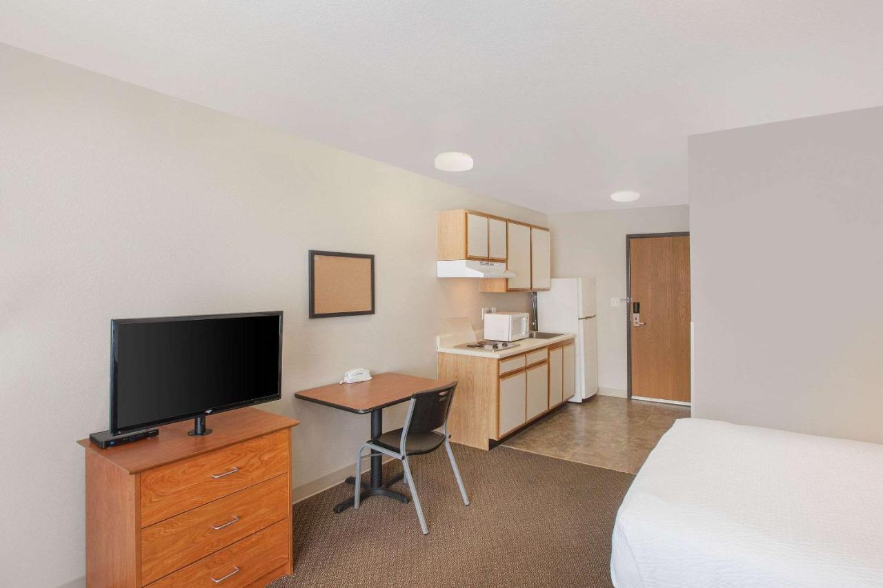 Woodspring Suites Jacksonville Beach Blvd 外观 照片